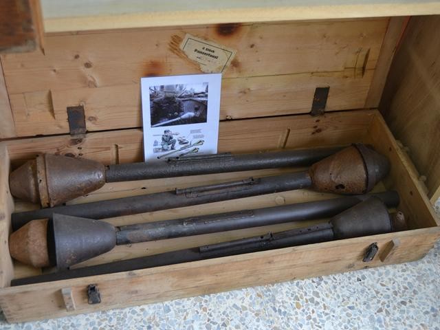 Panzerfaust arma controcarro tedesca - Museo della Memoria - Borgo a Mozzano (LU)