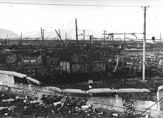 Lo scalo ferroviario bolognese dopo i bombardamenti - Foto: Istituto Parri (BO)