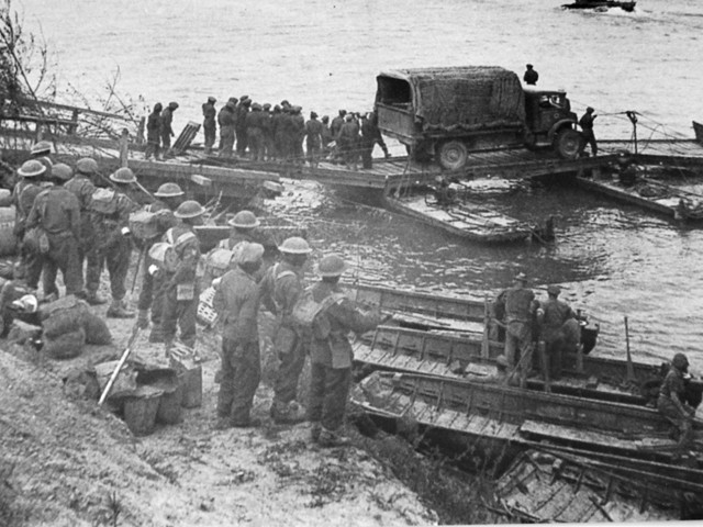 Truppe britanniche durante l'attraversamento del Po - Museo della Seconda Guerra Mondiale del fiume Po - Felonica (MN)