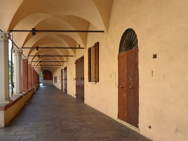 Portico dell'antico lebbrosario di San Lazzaro di Savena (BO)


