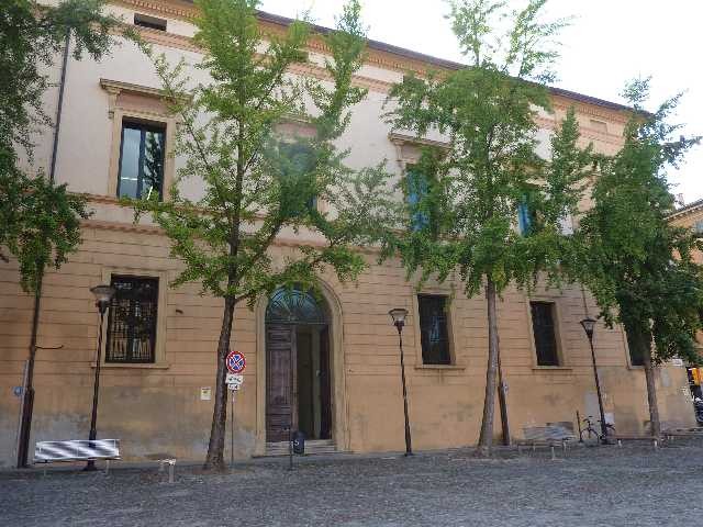La sede del Regio Istituto Tecnico in piazza San Domenico (BO)