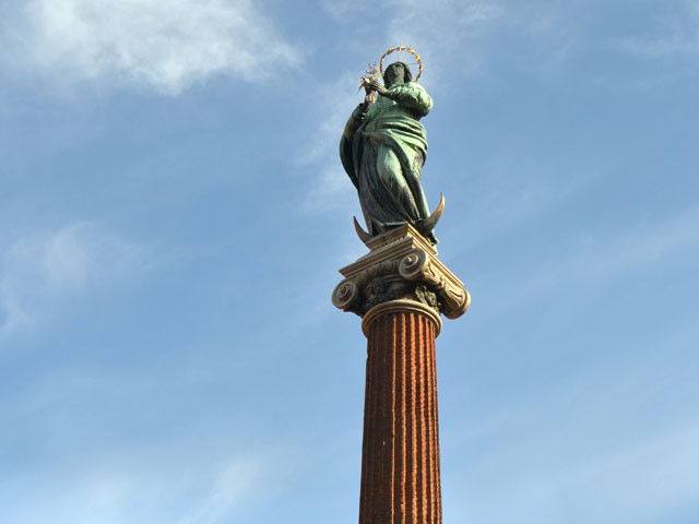La colonna dell'Immacolata - piazza Maplighi (BO)