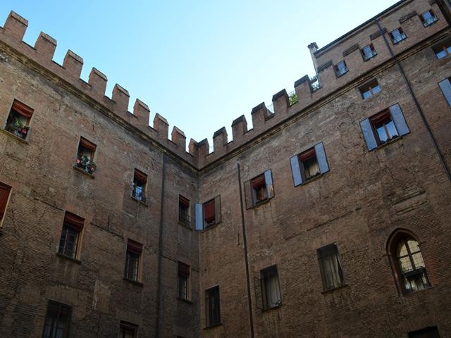 Palazzo Pepoli Vecchio - via Castiglione (BO)