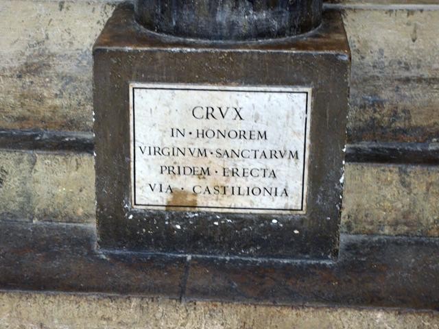 Croce di Porta Castiglione - particolare