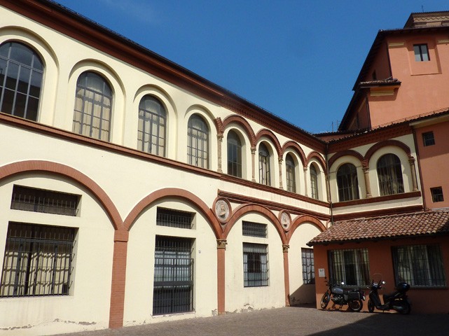 Ex convento di San Giacomo Maggiore (BO) - Chiostro
