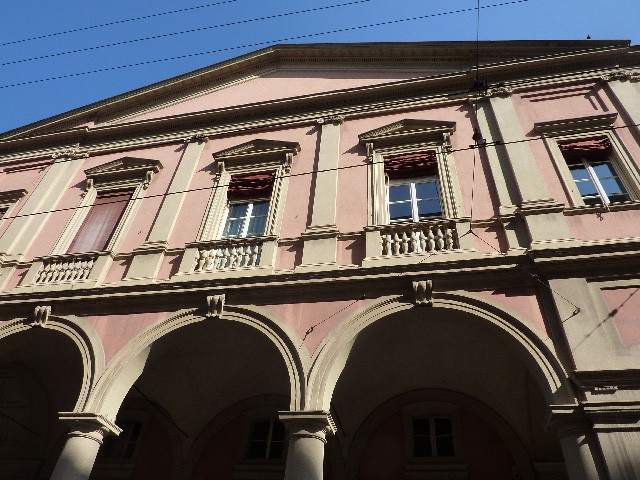 Palazzo Tacconi in via Farini - arch. Coriolano Monti
