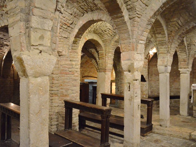 La cripta della chiesa dei SS. Vitale e Agricola riportata alle originali forme romaniche