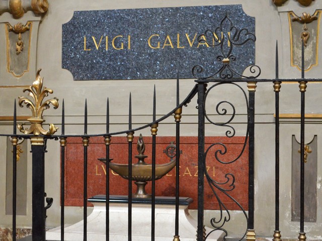 La tomba di Luigi Galvani nella chiesa del Corpus Domini (BO)