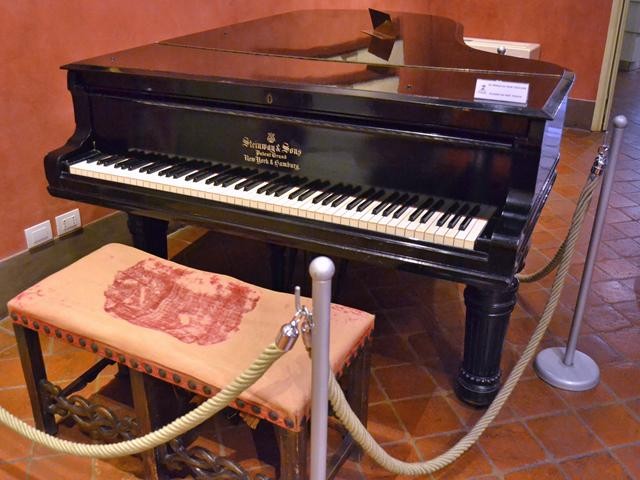 Pianoforte Steinway appartenuto a G. Puccini - con esso compose la Turandot - Puccini Museum - Lucca