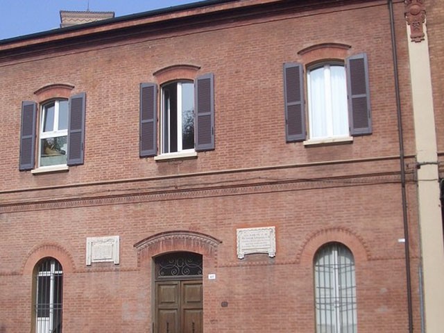 L'edificio della Casa del Soldato nell'area dell'ex giardino Martinetti