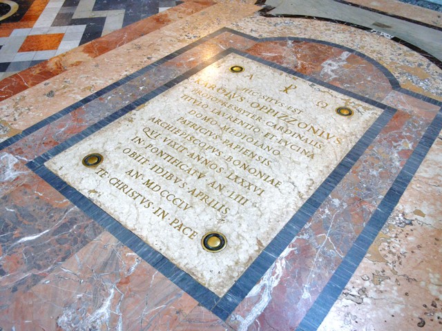 La tomba del card. Oppizzoni nella cattedrale di S. Pietro (BO)