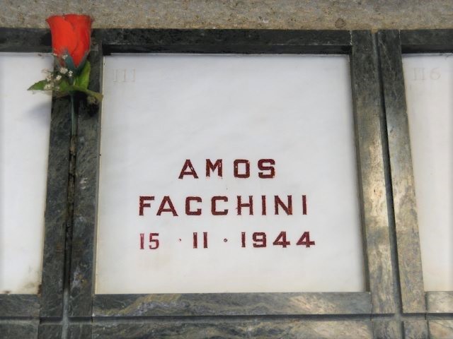 Tomba di Amos Facchini (Joe) nel Monumento Ossario dei Partigiani - Cimitero della Certosa (BO)