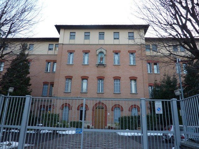 L'istituto delle Piccole Sorelle dei Poveri in via San Felice (BO)