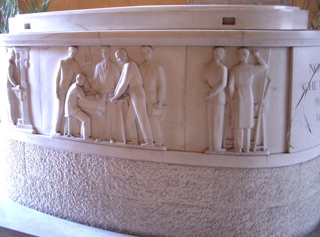 Tomba dell'ing. Weber - rilievi di V. Baccilieri - Certosa (BO)
