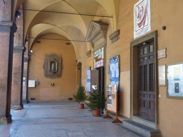 Chiesa di S.M. Lacrimosa degli Alemanni - via Mazzini (BO)
