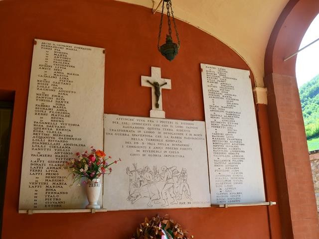 Chiesa di Sperticano - Lapide a memoria delle vittime della strage del 29 settembre 1944