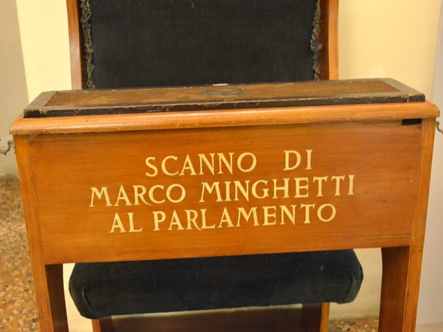 Lo scanno di Minghetti in Parlamento - Museo del Risorgimento (BO)