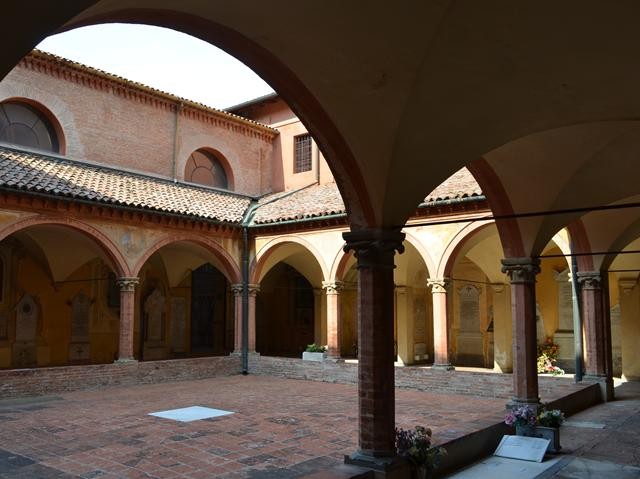 Chiostro della Certosa di San Girolamo (BO)