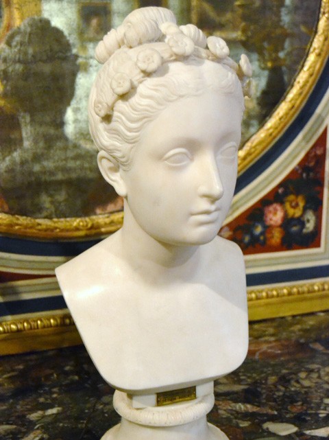 Busto di Letizia Murat Pepoli - Museo Napoleonico - Roma