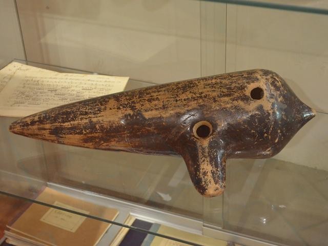 Una delle prime ocarine fabbricate da Donati - Museo dell'Ocarina - Budrio (BO)