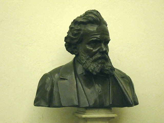 Busto di Carducci nella sua aula all'Università di Bologna