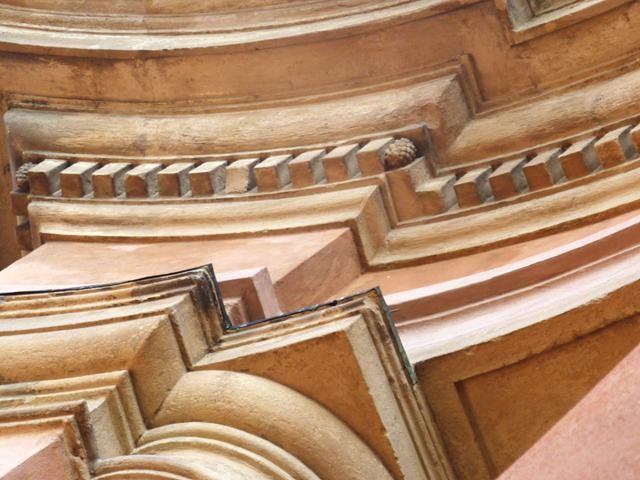 Basilica della Madonna di San Luca - particolare della facciata