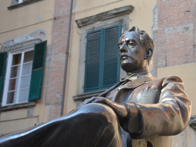 Monumento a Puccini - piazza Cittadella - Lucca