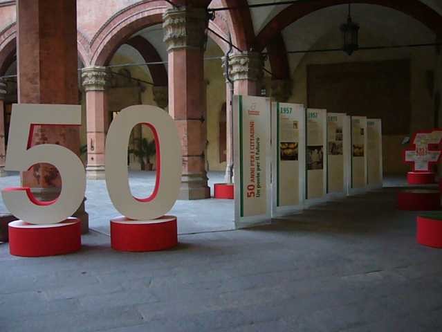 Esposizione per il 50. anniversario delle Farmacie comunali a Bologna - 2007