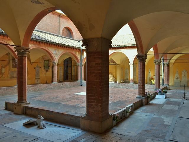 Chiostro delle Madonne - Cimitero della Certosa (BO)