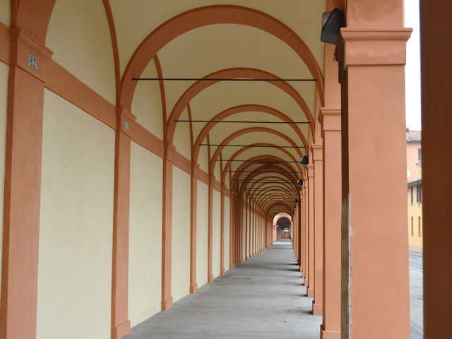 Portico della Certosa - via de Coubertin (BO)