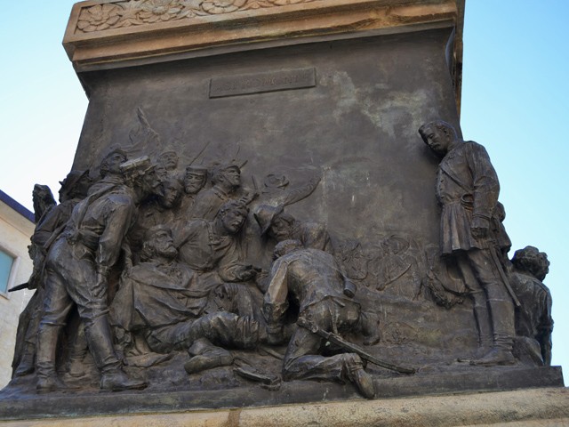 Garibaldi ferito in Aspromonte - Pisa - Monumento a Garibaldi - part.