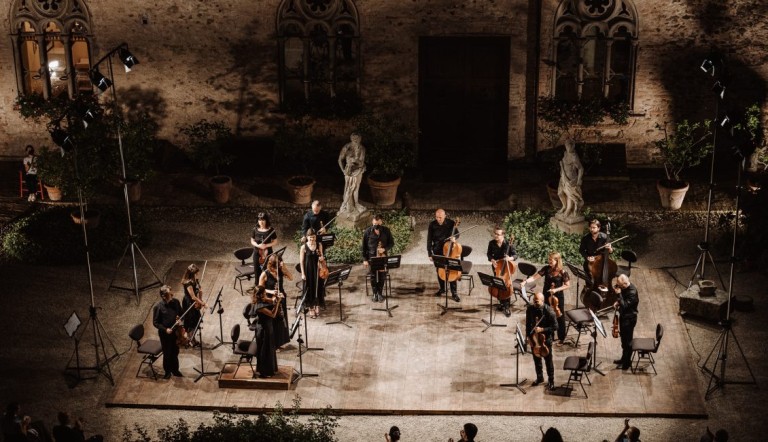 copertina di Filarmonica Toscanini | Alessandro Cadario | Francesca Dego