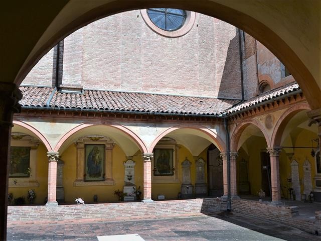 Chiostro delle Madonne - Cimitero della Certosa (BO)