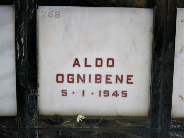 Tomba di Aldo Ognibene nel sacrario dei partigiani - Cimitero della Certosa (BO)