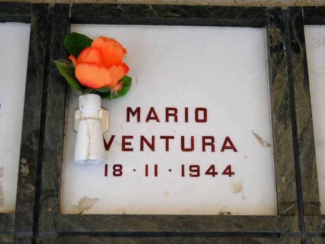 Tomba di Mario Ventura (Sergio) nel Monumento Ossario dei Partigiani - Cimitero della Certosa (BO)