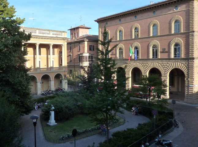 Piazza Cavour dal balcone del palazzo della Banca d'Italia